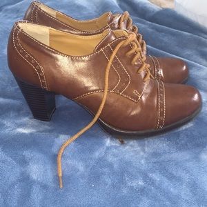 ❤️1940s style Heels 👠